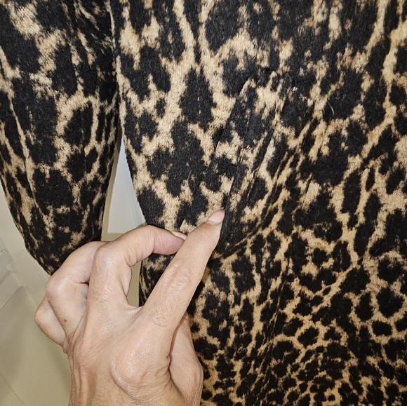 Torrid 🔥🔥HOST PICK🔥🔥Leopard Print Coat - Picture 4 of 11
